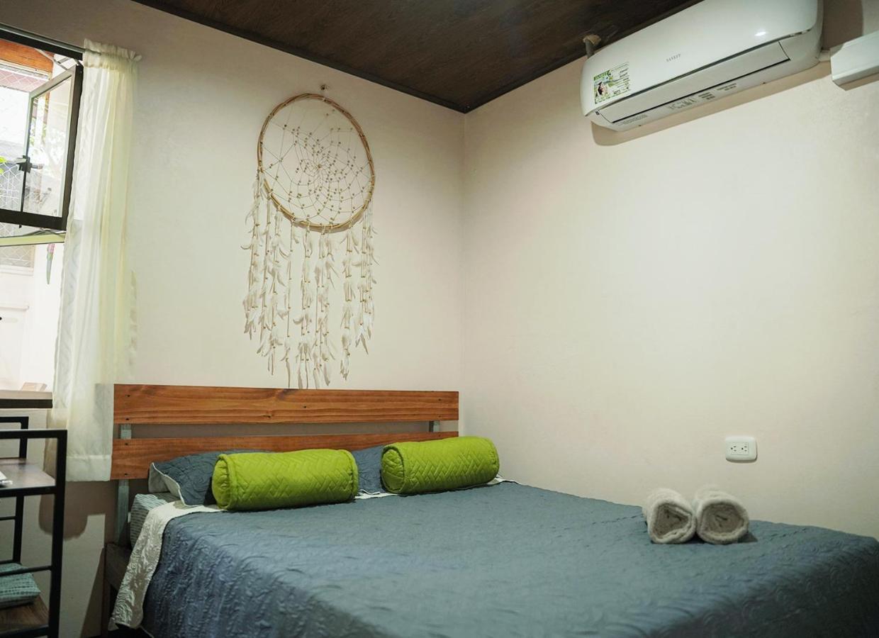 Apartamentos Y Studios Brisas Del Mar Santa Teresa Playa Santa Teresa  المظهر الخارجي الصورة